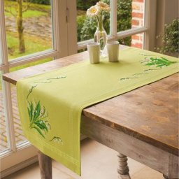 Chemin de table à broder ""muguets