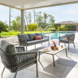 Salon de jardin Oriengo Anthracite Graphite 5 places - Aluminium traité époxy, Polyester, Acacia certifié FSC®