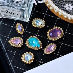 Strass carrés en résine acrylique 12 pièces 10mm couleur opale à coudre sur le cristal bijoux