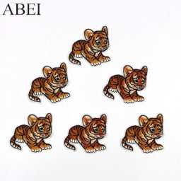 Patchs brodés chat réaliste sur les animaux badges à motifs autocollants pour sacs et chaussures