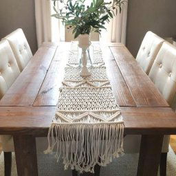 Chemin de Table Tissé en Macramé avec Pompons Style Bohème Décoration de Mariage Fait à la Main