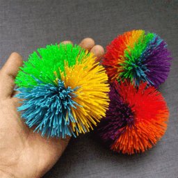 Balle Sensorielle Anti-souligné Arc-en-Ciel pour Bébé Extensible et Amusant 6/9cm