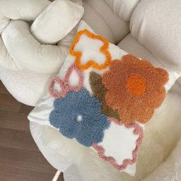 Taie d'oreiller brodée tufté de fleurs taie d'oreiller décorative douce pour chambre à coucher