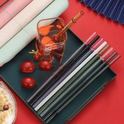 Longues pailles de remplacement réutilisables droites de couleur arc-en-ciel en verre pour