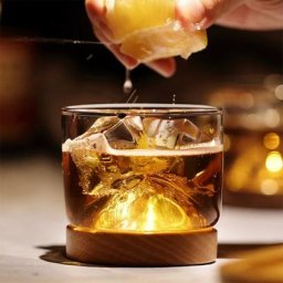 Verre à whisky japonais à l'ancienne verre à whisky de montagne 3D base de tasse en bois de roche