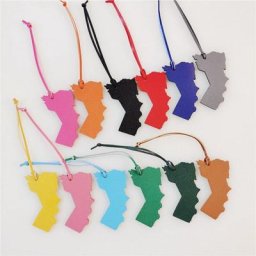 Porte-clés en cuir naturel sur mesure pour femme pendentif de sac à dos carte Oman dz0402