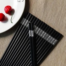 Baguettes japonaises antidérapantes 1 paire plastique de qualité alimentaire + alliage Clip Sushi