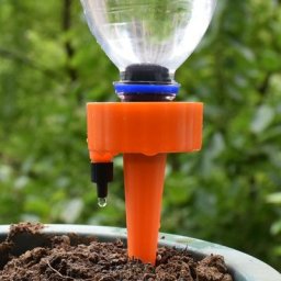 Système d'arrosage goutte-à-goutte automatique pour plantes pointes coniques pour pots de fleurs 1