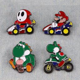 J4043 – broche de moto en émail Badges Dragon mignon dessin animé fantôme broche de chemise