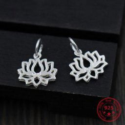 Breloque en argent Sterling 925 pendentif Lotus fait à la main adapté aux Bracelets boucles