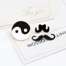 Broche en émail pour femme chapeau de Clown dessin animé mignon vestes pour dames religieux
