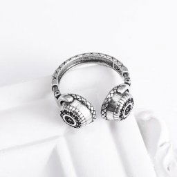 Bague ouverte en forme de casque couleur argent délicate et Unique pour hommes et femmes