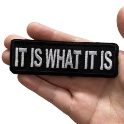 Badge brodé cousu/repassé sur vêtements badges de mots noirs et blancs c'est ce qu'il est 10