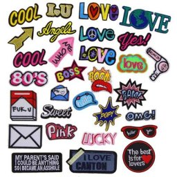Lot de 10 patchs brodés Love Lucky Pink Boss nouvelle collection accessoire de chaussures et