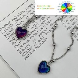 Collier avec pendentif en forme de cœur bijou thermochromique en acier inoxydable