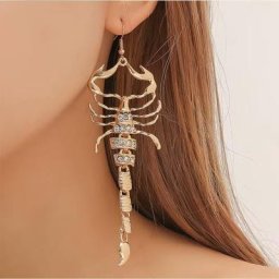 Boucles d'oreilles en alliage couleur or pendentif en forme d'insecte et de scorpions accessoires