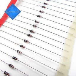100 pièces/lot IN4148 DO-35 en Stock
