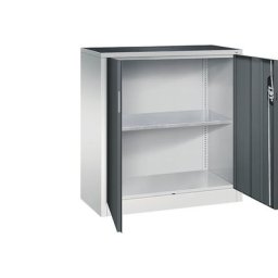 C+P Armoire d'atelier hauteur bureau à portes battantes, largeur x profondeur 930 x 400 mm, gris clair / anthracite