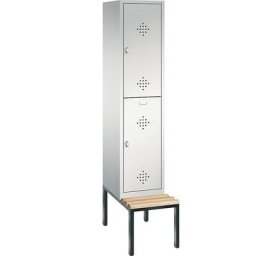 C+P Penderie CLASSIC avec banc inférieur, à deux étages, 1 compartiment, avec 2 casiers, largeur compartiment 400 mm, gris clair