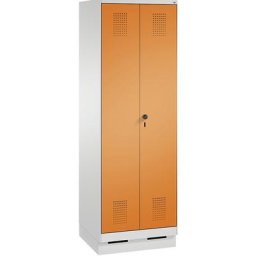 C+P Armoire de rangement sur socle EVOLO, à portes fermant l'une contre l'autre, 2 compartiments, largeur compartiments 300 mm, avec 8 tablettes, gris clair / orange jaune