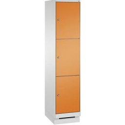 C+P Armoire à casiers sur socle EVOLO, 1 compartiment, 3 casiers, largeur compartiment 400 mm, gris clair / orange jaune