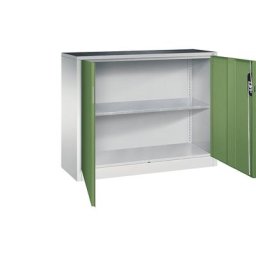 C+P Armoire d'atelier hauteur bureau à portes battantes, largeur x profondeur 1200 x 400 mm, gris clair / vert réséda