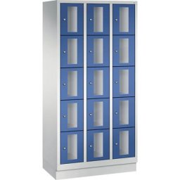C+P Armoire à casiers CLASSIC, hauteur casiers 295 mm, sur socle, 15 casiers, largeur 900 mm, porte bleu gentiane