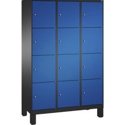 C+P Armoire à casiers sur pieds EVOLO, 3 compartiments, 4 casiers chacun, largeur compartiments 400 mm, gris noir / bleu gentiane