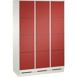 C+P Armoire à casiers sur socle EVOLO, 3 compartiments, 4 casiers chacun, largeur compartiments 400 mm, blanc trafic / rouge feu