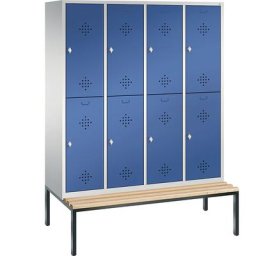 C+P Penderie CLASSIC avec banc inférieur, à deux étages, 4 compartiments, 2 casiers chacun, largeur compartiments 400 mm, gris clair / bleu gentiane