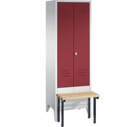 C+P Penderie CLASSIC avec banc frontal et portes fermant l'une contre l'autre, 2 compartiments, largeur compartiments 300 mm, gris clair / rouge rubis
