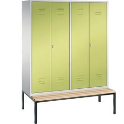 C+P Penderie CLASSIC avec banc inférieur et portes fermant l'une contre l'autre, 4 compartiments, largeur compartiments 400 mm, gris clair / vert viridin
