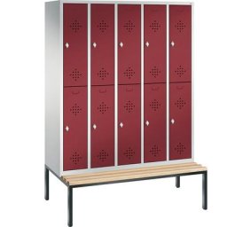 C+P Penderie CLASSIC avec banc inférieur, à deux étages, 5 compartiments, 2 casiers chacun, largeur compartiments 300 mm, gris clair / rouge rubis