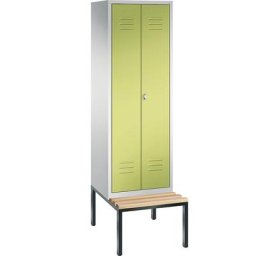 C+P Penderie CLASSIC avec banc inférieur et portes fermant l'une contre l'autre, 2 compartiments, largeur compartiments 300 mm, gris clair / vert viridin