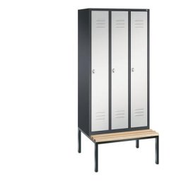 C+P Vestiaire CLASSIC avec banc monté en dessous, 3 compartiments, largeur compartiments 300 mm, gris noir / gris clair