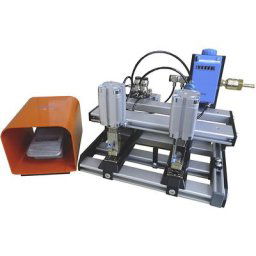 Agrafeuse de table, pneumatique, à déclenchement au pied pour agrafes 6 - 8 mm