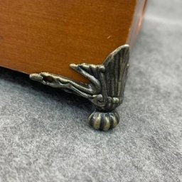 Coffre à bijoux en laiton Antique 4 pièces boîte en bois décor pieds coin de jambe protecteur