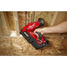 Milwaukee - M18 FFN-0C - Cloueur Li-Ion 18V dans mallette (machine seule) - 2,9-3,32mm - 50-90mm