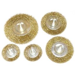 Brosses metalliques circulaires assorties