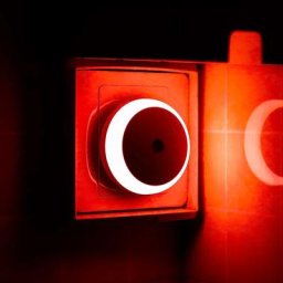 Veilleuse Rouge, Veilleuse led avec Prise, Ronde, Capteur de Lumière, Efficacité énergétique, Lot