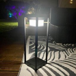 Lampe led solaire noire à poser picasso- Hauteur 44 cm - Détecteur de mouvements - 3 modes