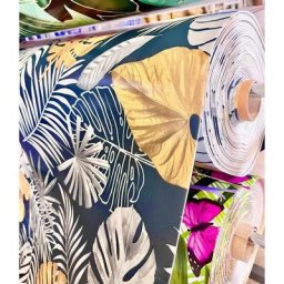 Nappe Bulgomme Imprimée Jungle - Au métre - 140 x 240 cm - bleu .
