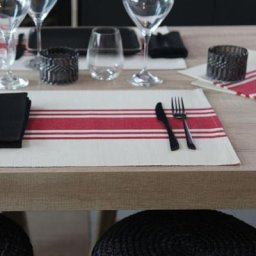 Homemaison - Lot de 4 sets de table à rayures d'antan Rouge 35 x 50 cm - Rouge
