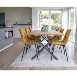 Moss Salle à manger, 1 table à manger et 6 chaises, jaune curry et chêne.