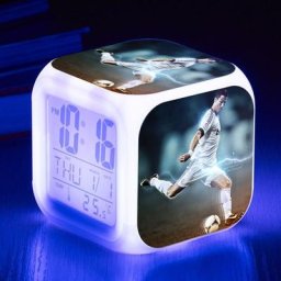 Coupe du monde de football - Ronaldo réveil numérique(D), lumières colorées réveil Horloge carrée
