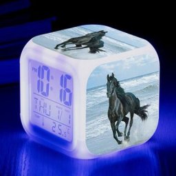 Animal world Chevaux réveil numérique(E), lumières colorées réveil Horloge carrée, Meilleur Cadeau
