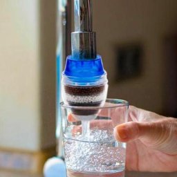 Filtre Purificateur d'Eau du Robinet à 4 Niveaux au Charbon Actif | 21 à 23 mm