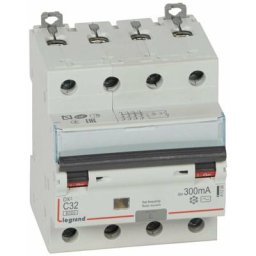 Disjoncteur diff DX³ 6000 - vis/vis - 4P 400V - 32A - type ac 300mA - courbe c - 4 mod - Réf :