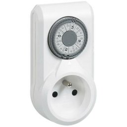 Legrand - Programmateur hebdomadaire - 230V -16 a - éq 1 fiche 2P+T / 1 socle 2P+T