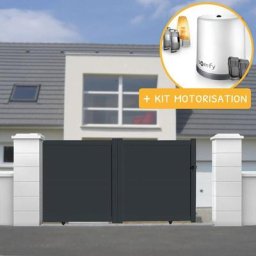 Portail aluminium coulissant plein en kit + Motorisation dimension L.3000 (entre piliers) x H.1700
